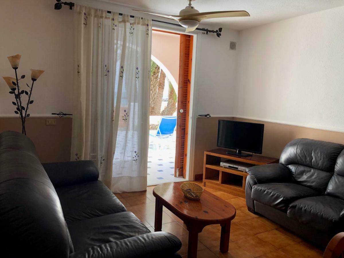 Beachfront Apartment Arona  Exterior photo