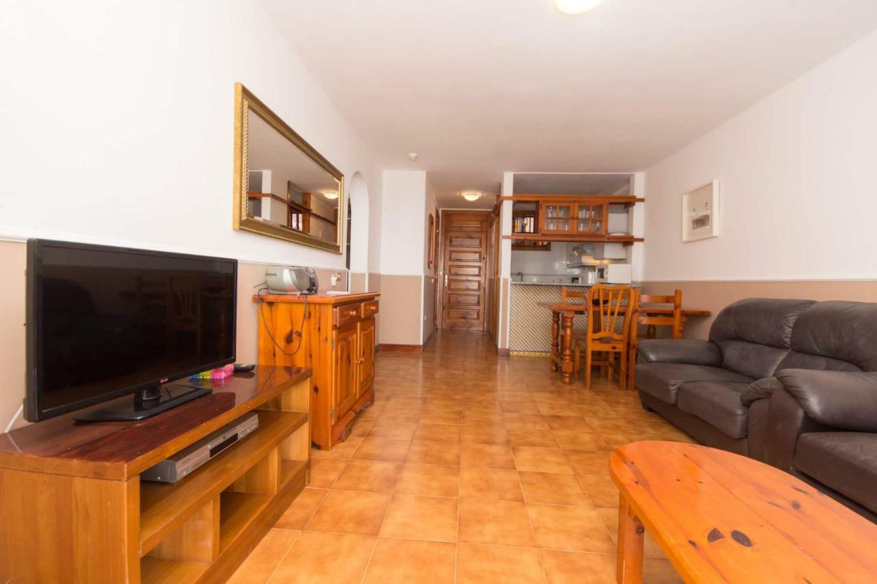 Beachfront Apartment Arona  Exterior photo